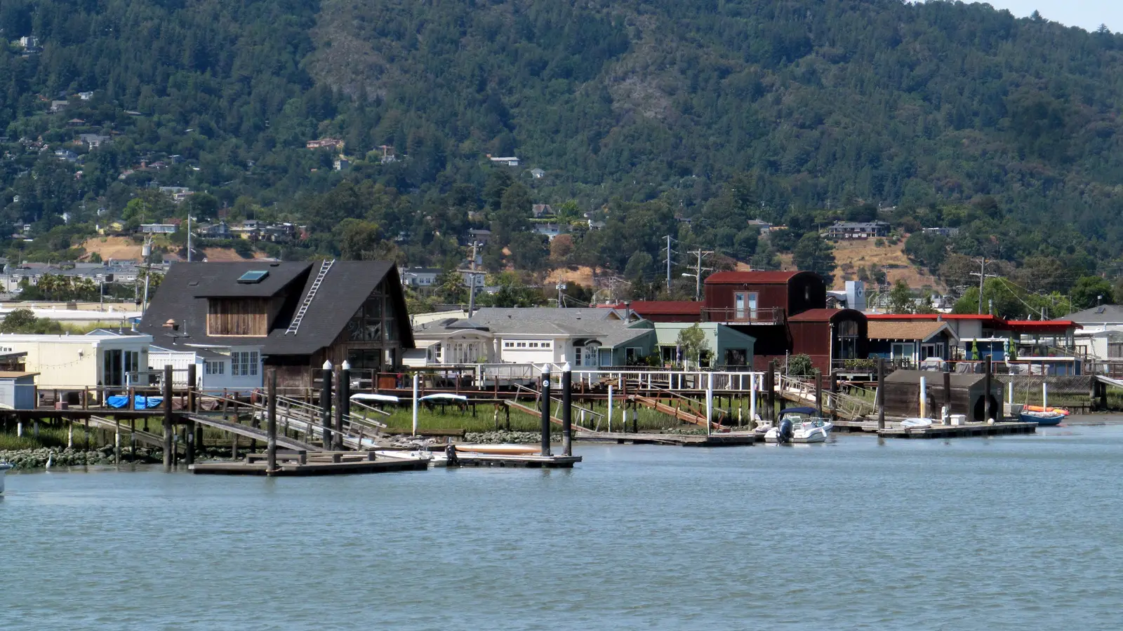 Houseboats and homes along the Greenbrae Boardwalk on Corte Madera Creek